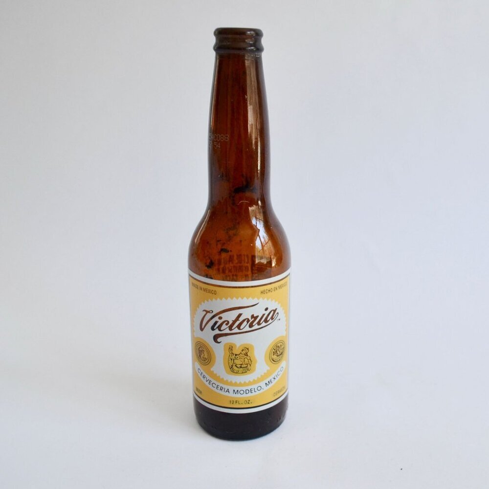 Vintage Victoria 12 Fluid Ounce Beer Bottle Cerveceria Modelo, Mexico Cerveza